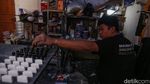 Melihat Pembuatan Miniatur Mobil di Kelapa Gading