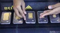 Direktur Utama PT Bank Syariah Indonesia Tbk (BSI) Hery Gunardi menilai, produk bank emas BSI dirancang secara inklusif dan digital. Pada 2025, BSI akan fokus pada dua lini utama dalam bisnis bank emas yaitu penitipan emas dan perdagangan emas.