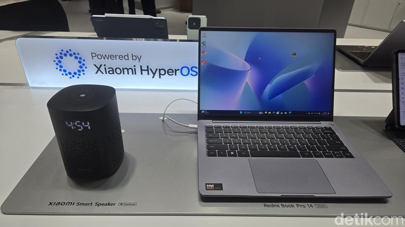 Pameran Xiaomi di MWC 2025