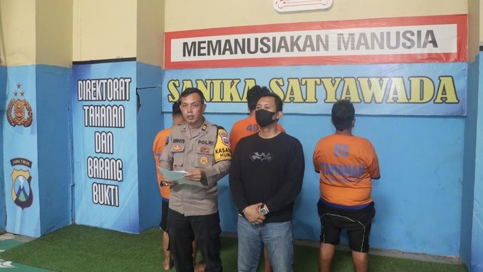 pelaku penusukan ditangkap
