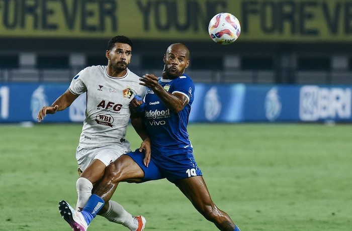 Persib vs Persik