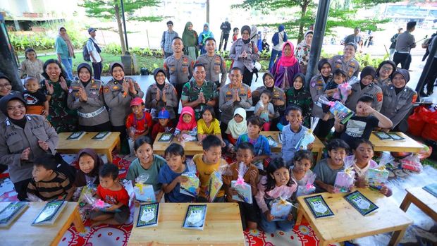 Polresta Bogor Kota dan Kodim 0606 Kota Bogor meluncurkan program 'Ayo Ngaji Bareng' dan pengobatan gratis di bulan Ramadan. Foto: Dok. Istimewa.