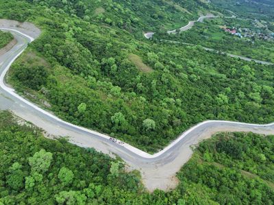 Potret Jalan Baru di Sigi yang Membelah Hutan Lindung