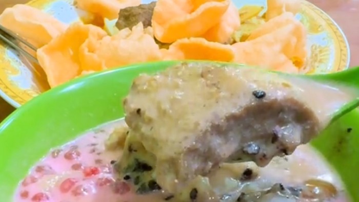 Manis Legit! 5 Bubur Kampiun Komplet Ini Cocok untuk Buka Puasa