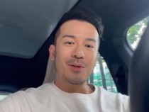 Tak Gengsi, Aktor Tampan Ini Alih Profesi Jadi Sopir Taksi Online