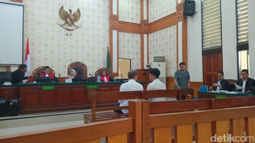 Sidang kasus alih fungsi lahan ilegal PARQ Ubud di PN Denpasar, Selasa (4/3/2025).