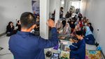 Momen Teman Tuli Belajar Al-Quran Isyarat