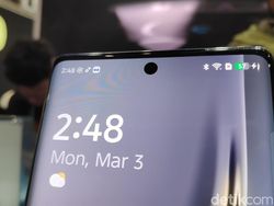 Tecno Camon 40 Pro 5G Tampil Perdana di Barcelona Bikin Tergoda