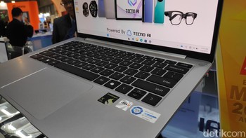 Ditenagai Snapdragon X Elite X1E-80-100, dengan 12-core Oryon CPU, berarsitektur 4nm, RAM LPDDR5X, dual-core boost, serta integrated NPU -TOPS 45. Foto: Prima Fauzi/detikinet