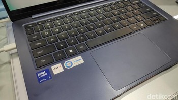 Penampakan keyboard-nya. Foto: Prima Fauzi/detikinet