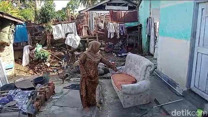 TKP pembacokan di Lubuklinggau yang mengakibatkan satu orang tewas