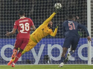 Alisson Becker, Pahlawan di Balik Kemenangan Liverpool atas PSG