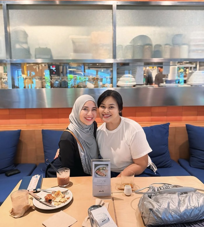 Chacha Frederica Sering Pamer Momen Masak yang Bikin Ngiler