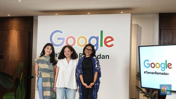 Google Maps memperluas kemampuannya dengan fitur baru di Indonesia. Pengguna bisa memantau KRL secara riil time melalui platform. (CNBC Indonesia/Novina)