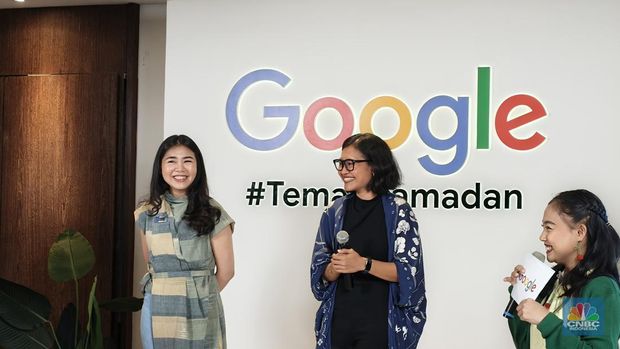 Google Maps memperluas kemampuannya dengan fitur baru di Indonesia. Pengguna bisa memantau KRL secara riil time melalui platform. (detikai.com/Novina)