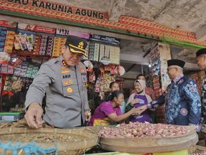 Jaga Stabilitas Harga Pangan, Kapolres Blitar Sidak Pasar Bareng Bupati