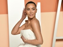 Kim Kardashian Desak NASA Buka Data Komet Langka 3I/ATLAS, Ada Teknologi Alien?
