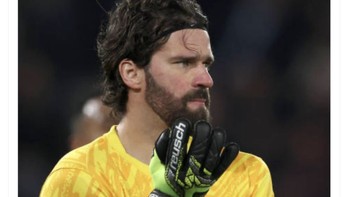 Sungguh gila penampilan Alisson semalam. Foto: X.com