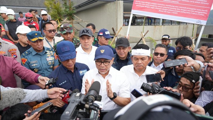 Menteri Koordinator Bidang Pangan Zulkifli Hasan (Zulhas) bersama Gubernur Jawa Barat Dedi Mulyadi (Dokumen Istimewa)