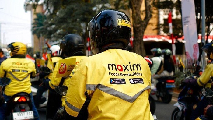 Ojek online atau ojol Maxim.