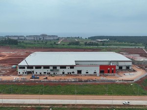 Pabrik Solar Panel Asal AS Beroperasi di Batang April