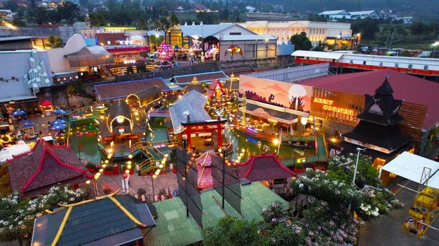 Pasar Apung Museum Angkut Kota Batu Pasar Apung Museum Angkut Kota Batu