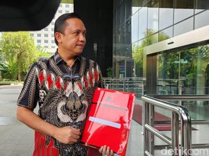 Bawa Map Merah ke KPK, Pengacara Ungkap Hasto Masih Urusi PDIP