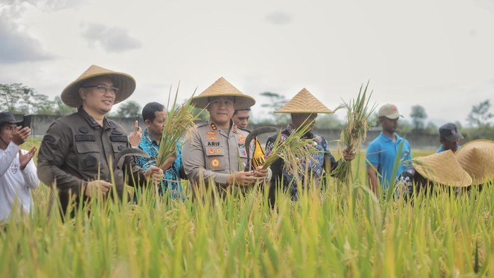 polres blitar