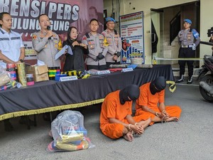 5 Pembuat Mercon di Tulungagung Ditangkap, 6 Kg Bubuk Mesiu Diamankan