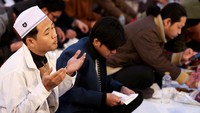 Ini adalah tahun keempat Al-Azhar menyelenggarakan buka puasa bersama.  