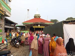 Video: Melihat Santri Lansia Mondok di Ponpes Sepuh Putri Magelang