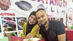 Momen Shireen Sungkar Makan di Warung Tenda hingga Masak di Rumah