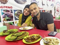 Momen Shireen Sungkar Makan di Warung Tenda hingga Masak di Rumah