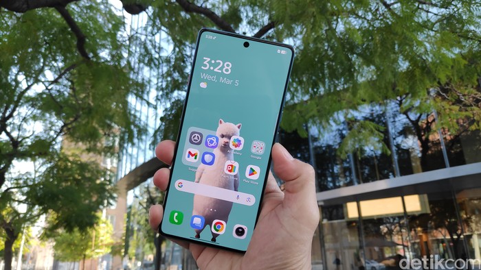Tecno Camon 40