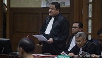 Kuasa hukum Tom mengatakan eksepsi itu siap dibacakan hari ini. Dia mengatakan proses penyidikan perkara ini sudah cukup lama.  