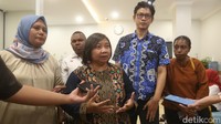 Sementara itu, perwakilan Perhimpunan Pendamping Desa Seluruh Indonesia Hendriyatna menjelaskan bahwa pihaknya mengadu kepada Komnas HAM karena ada hak asasi yang telah dilanggar oleh Kemendes, yakni hak mendapatkan penghidupan layak dan mendapatkan pekerjaan.