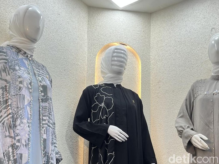 Tren koleksi hijab untuk Lebaran di Thamrin City