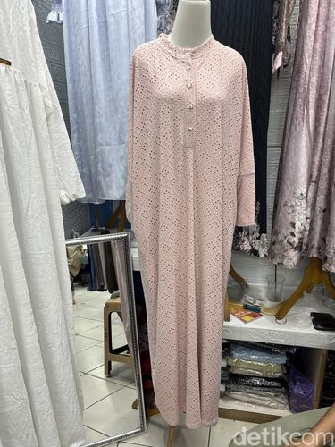 Tren koleksi hijab untuk Lebaran di Thamrin City