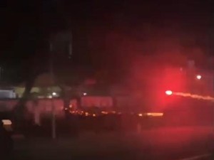 Viral Aksi Bocah Bojonegoro Perang Petasan di Pinggir Jalan Raya