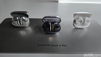 Untuk suara empuk di telinga ada Xiaomi Buds 5 Pro. Foto: Fitraya Ramadhanny/detikINET