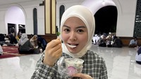 Selebgram asal Korea Selatan ini diketahui memeluk Islam sejak 2012. Foto: instagram Ayana Moon