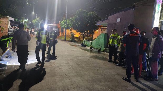 bangkai pikap dan korban hingga pelaku tabrak lari beruntun di sidoarjo