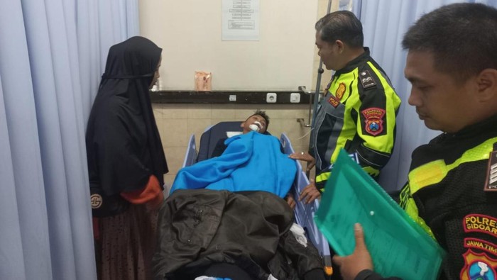 bangkai pikap dan korban hingga pelaku tabrak lari beruntun di sidoarjo