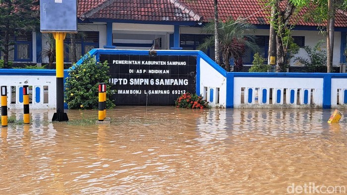 Banjir di Sampang