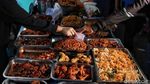 Berburu Takjil Ramadan di Tanjung Priok
