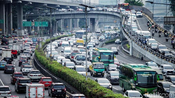 Bulan Ramadan, Jam Macet di Jakarta Geser Lebih Awal