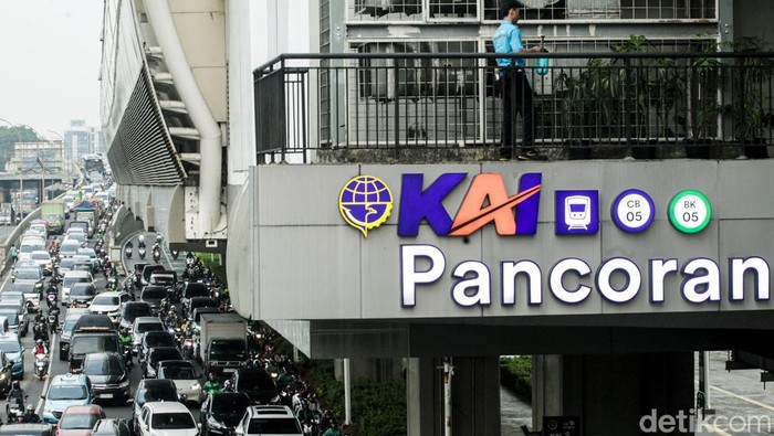 Bulan Ramadhan, Jam Macet di Jakarta Geser Lebih Awal Ada pergeseran jam macet di wilayah DKI Jakarta saat Ramadhan. Selama Ramadan, kemacetan terjadi beberapa jam menjelang buka puasa.