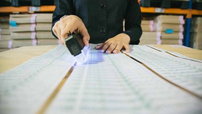 Desain Baru Pita Cukai Tahun 2025 Dirilis, Tema Pesona Bunga Nusantara