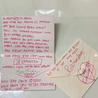 King Faaz, putra pertama Fairuz juga turut memberikan kartu ucapan ulang tahunnya pun spesial untuk sang mama. Foto: Instagram/@fairuzarafiq