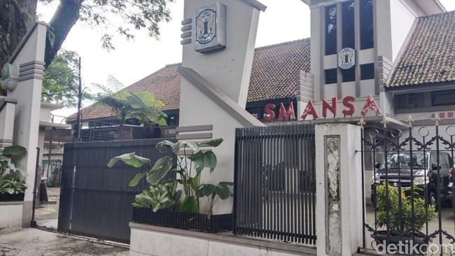 Saat Masa Depan Siswa Terancam Usai Lahan Smansa Bandung Digugat